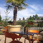 Mercure Lo Centre 4*