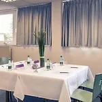 Mercure Lo Centre Hotel