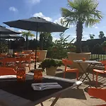 Mercure Lo Centre 4*