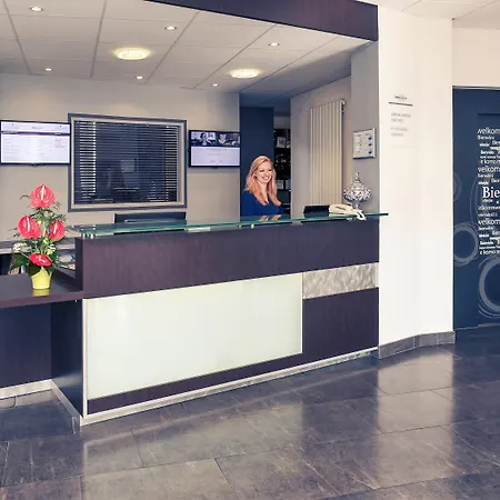 Mercure Lo Centre 4*