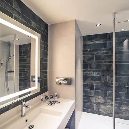 Hotel Mercure Lo Centre 4*