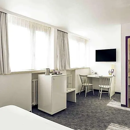 Mercure Lo Centre Hotel