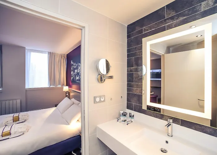 Hotel Mercure Lô Centre 4*