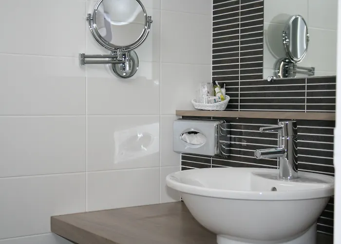 Mercure Lo Centre Hotel