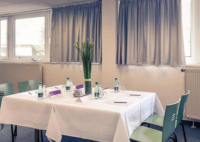 Mercure Lo Centre Hotel