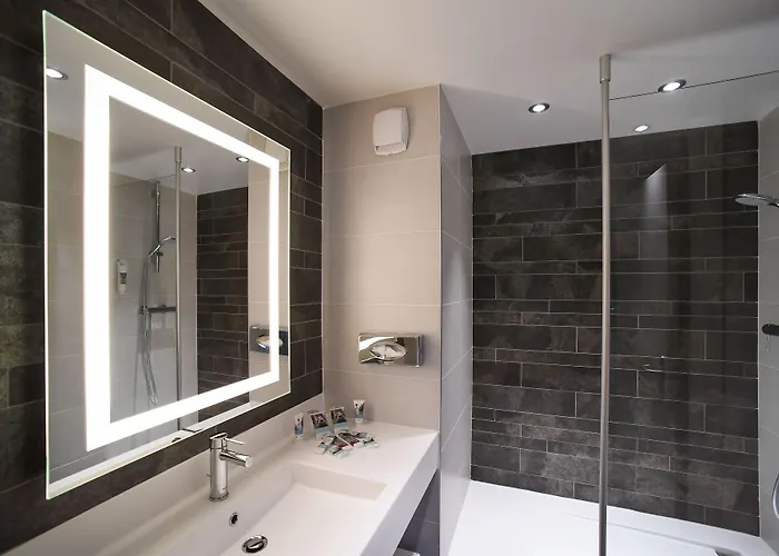 Mercure Lo Centre Hotel