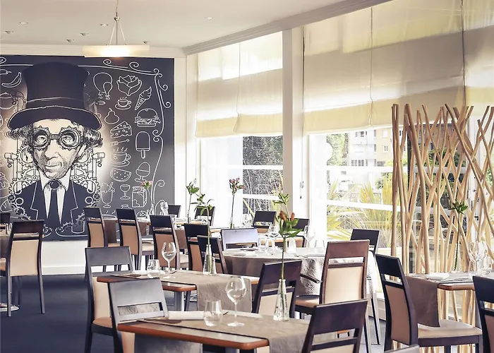 Mercure Lo Centre 4*